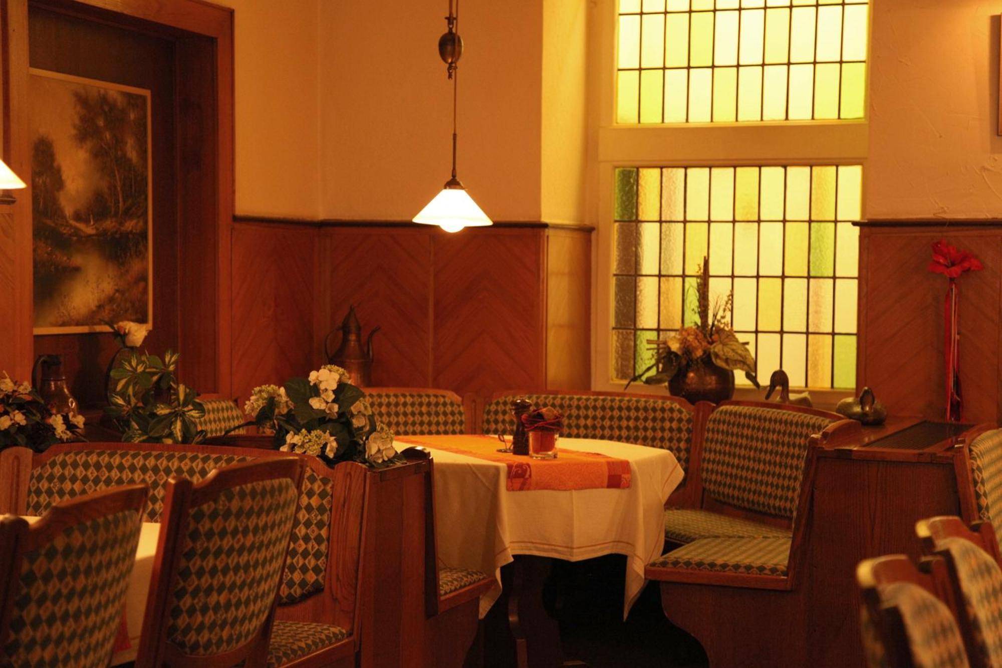 Ackfeld Hotel-Restaurant Bueren  Esterno foto